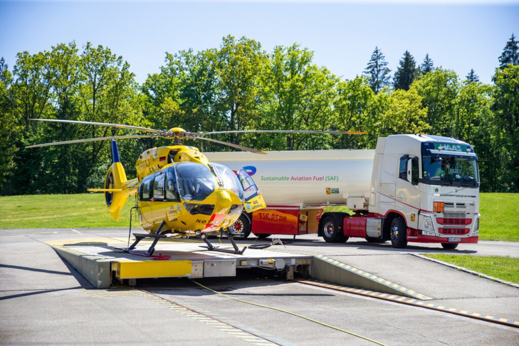 Helicóptero movido a óleo de cozinha: conheça a iniciativa alemã que busca utilizar combustíveis mais sustentáveis na aviação